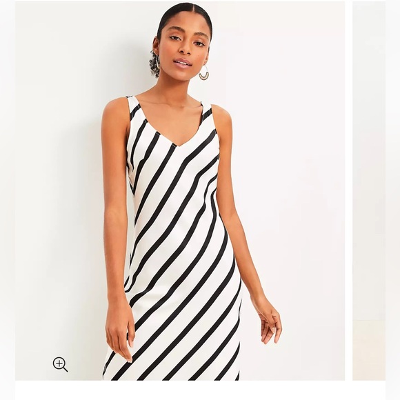 LOFT petites striped silky maxi dress - Picture 3 of 3
